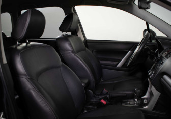 Подержанный автомобиль Subaru Forester Suv 2013 года (10 фото)