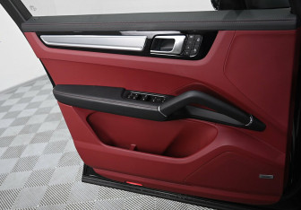 Новый Porsche Cayenne 2023 (19 фото)