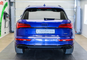 Подержанный автомобиль Audi Q5 2021 года (5 фото)