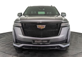 Подержанный автомобиль Cadillac Escalade Suv 2021 года (2 фото)
