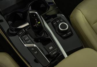 Подержанный автомобиль BMW X3 2018 года (16 фото)