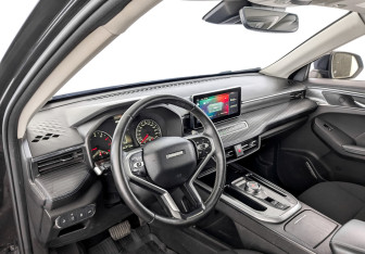 Подержанный автомобиль Haval Jolion 2022 года (16 фото)