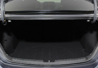 Подержанный автомобиль Hyundai Elantra Sedan 2018 года (13 фото)