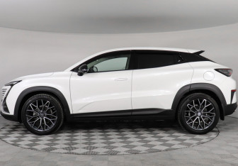Подержанный автомобиль Changan UNI-T 2023 года (8 фото)
