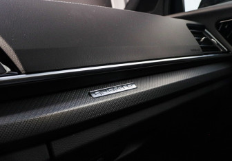 Подержанный автомобиль Audi Q5 2025 года (22 фото)