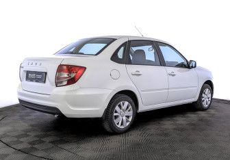 Подержанный автомобиль LADA (ВАЗ) Granta Sedan 2022 года (5 фото)