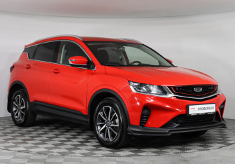 Подержанный автомобиль Geely Coolray 2021 года (3 фото)