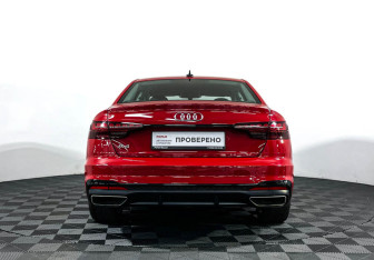 Подержанный автомобиль Audi A4 Sedan 2020 года (6 фото)