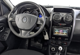 Подержанный автомобиль Renault Duster 2018 года (26 фото)