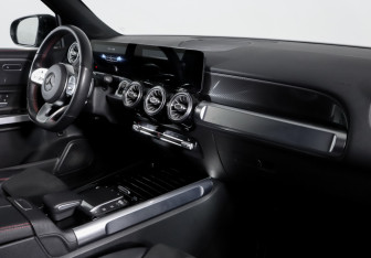 Подержанный автомобиль Mercedes-Benz GLB 2020 года (9 фото)