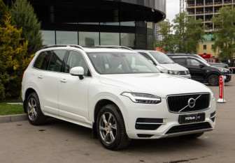 Подержанный автомобиль Volvo XC90 2019 года (2 фото)