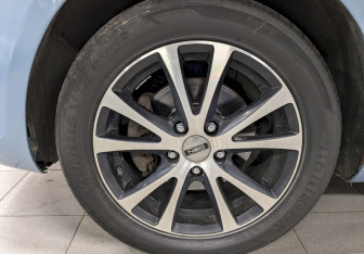 Подержанный автомобиль Ford Focus Hatchback 2009 года (17 фото)