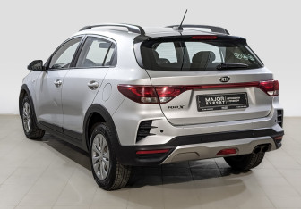 Подержанный автомобиль Kia Rio Hatchback 2021 года (7 фото)