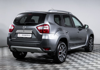 Подержанный автомобиль Nissan Terrano 2018 года (5 фото)