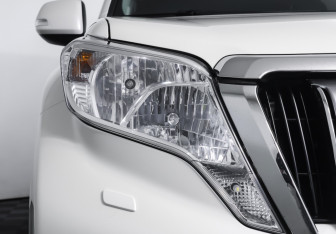 Подержанный автомобиль Toyota Land Cruiser Prado 2015 года (17 фото)