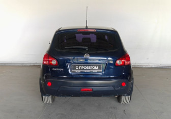 Подержанный автомобиль Nissan Qashqai 2008 года (6 фото)