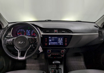 Подержанный автомобиль Kia Rio Hatchback 2020 года (22 фото)