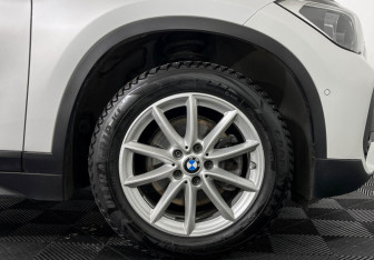 Подержанный автомобиль BMW X1 2020 года (7 фото)