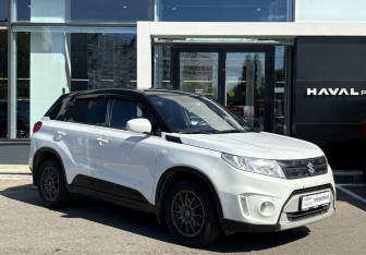Подержанный автомобиль Suzuki Vitara 2016 года (3 фото)