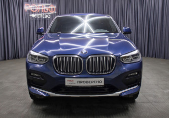 Подержанный автомобиль BMW X4 2020 года (2 фото)