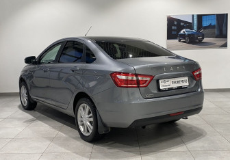 Подержанный автомобиль LADA (ВАЗ) Vesta Sedan 2018 года (7 фото)