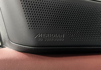 Подержанный автомобиль Land Rover Range Rover Sport 2023 года (21 фото)