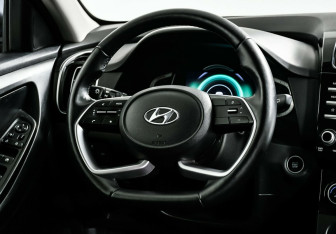 Подержанный автомобиль Hyundai Creta 2021 года (10 фото)