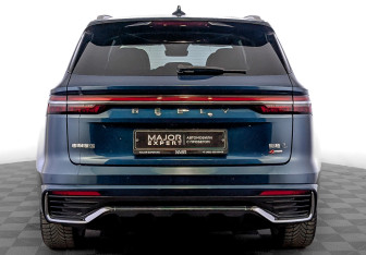 Подержанный автомобиль Geely Monjaro 2023 года (6 фото)