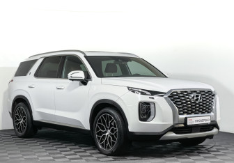 Подержанный автомобиль Hyundai Palisade 2022 года (3 фото)