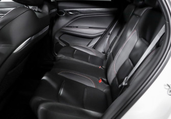 Подержанный автомобиль Geely Tugella 2023 года (10 фото)