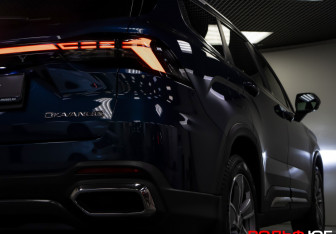 Подержанный автомобиль Geely Okavango 2024 года (28 фото)