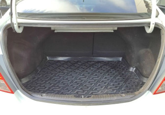 Подержанный автомобиль Hyundai Solaris Sedan 2012 года (12 фото)