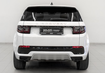 Подержанный автомобиль Land Rover Discovery Sport 2025 года (6 фото)
