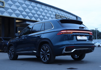Подержанный автомобиль Geely Monjaro 2023 года (7 фото)