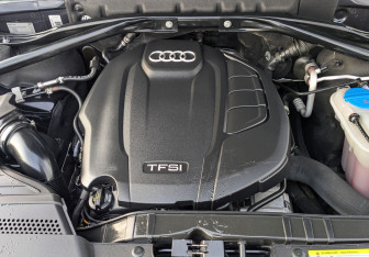 Подержанный автомобиль Audi Q5 2016 года (9 фото)