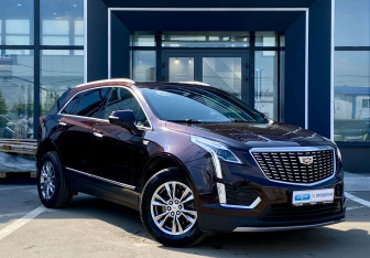 Подержанный автомобиль Cadillac XT5 2021 года (3 фото)