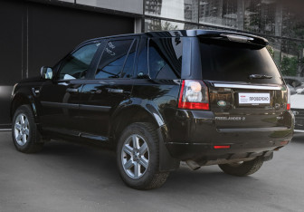 Подержанный автомобиль Land Rover Freelander 2011 года (6 фото)