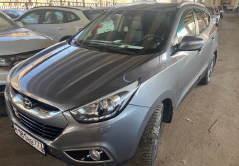 Подержанный автомобиль Hyundai ix35 2014 года (2 фото)