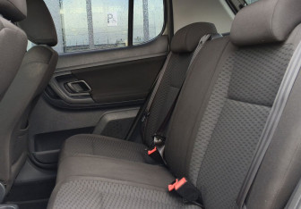 Подержанный автомобиль Skoda Fabia Hatchback 2012 года (20 фото)