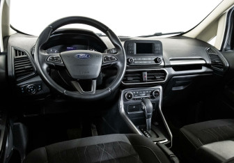 Подержанный автомобиль Ford EcoSport 2018 года (9 фото)