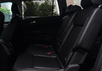 Подержанный автомобиль Volkswagen Teramont 2018 года (9 фото)