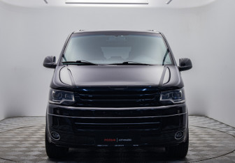 Подержанный автомобиль Volkswagen Multivan 2008 года (8 фото)