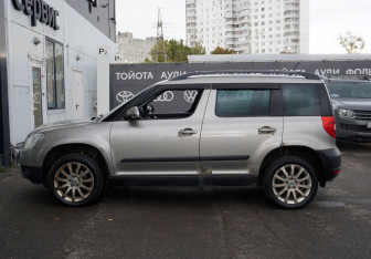Подержанный автомобиль Skoda Yeti 2011 года (8 фото)