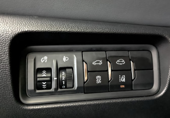 Подержанный автомобиль BAIC U5 Plus 2023 года (27 фото)