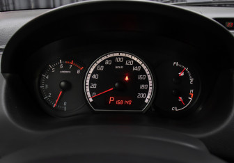 Подержанный автомобиль Suzuki Swift Hatchback 2009 года (10 фото)