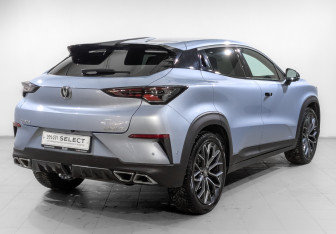 Подержанный автомобиль Changan UNI-T 2023 года (5 фото)