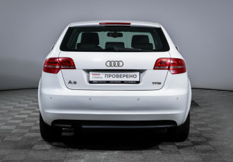 Подержанный автомобиль Audi A3 Hatchback 2012 года (6 фото)
