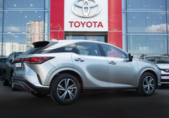 Новый Lexus RX 2025 (6 фото)