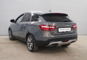 Подержанный автомобиль LADA (ВАЗ) Vesta Wagon 2020 года (7 фото)