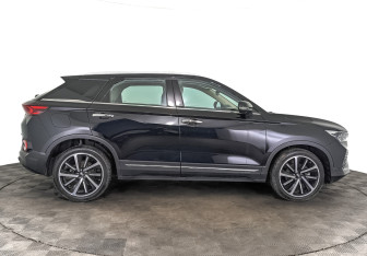 Новый FAW Bestune T77 2024 (4 фото)